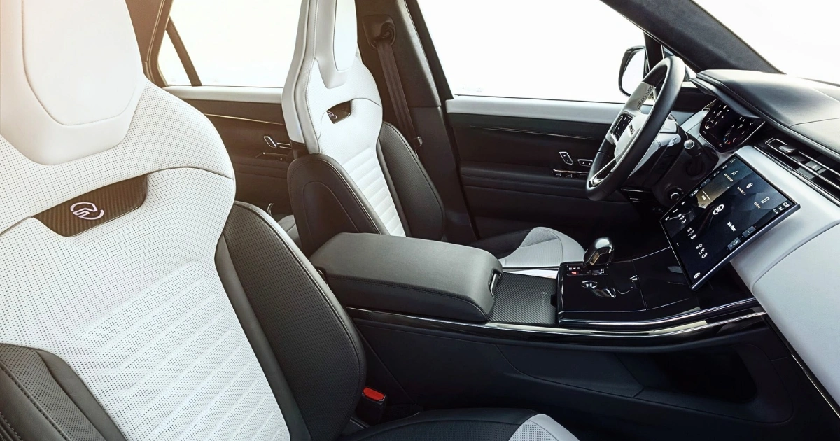 The 2024 Range Rover Sport SV