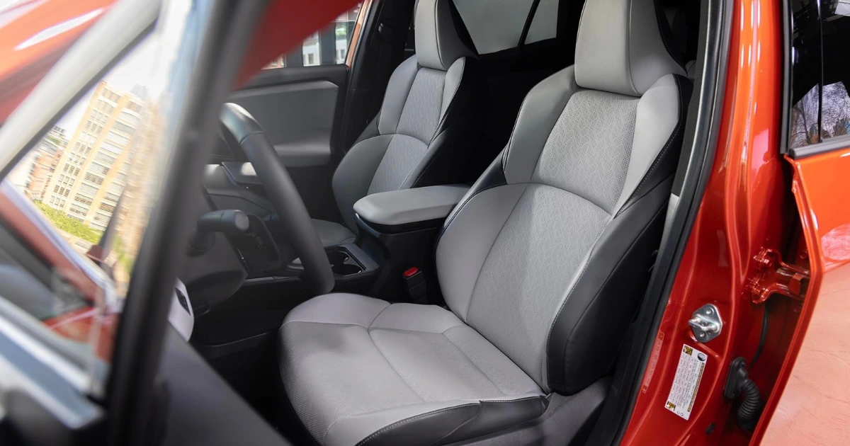 2026 Subaru Uncharted interior