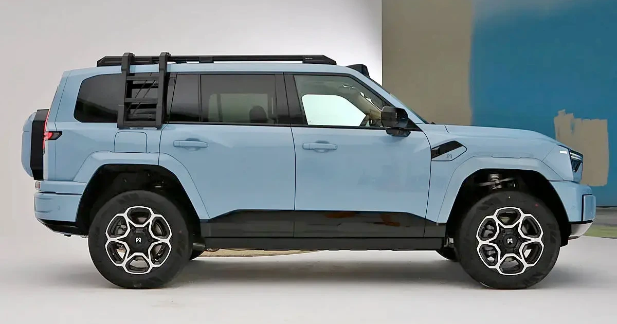 Dongfeng Warrior M-Hero M817